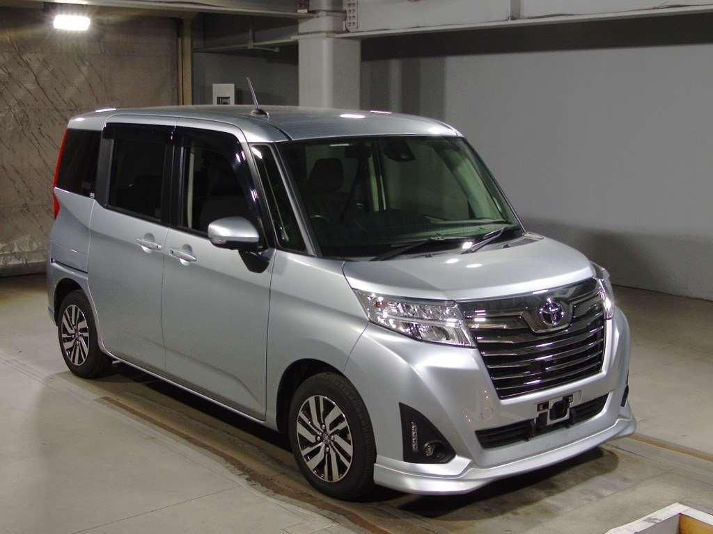 2018 Toyota Roomy M900A[2]