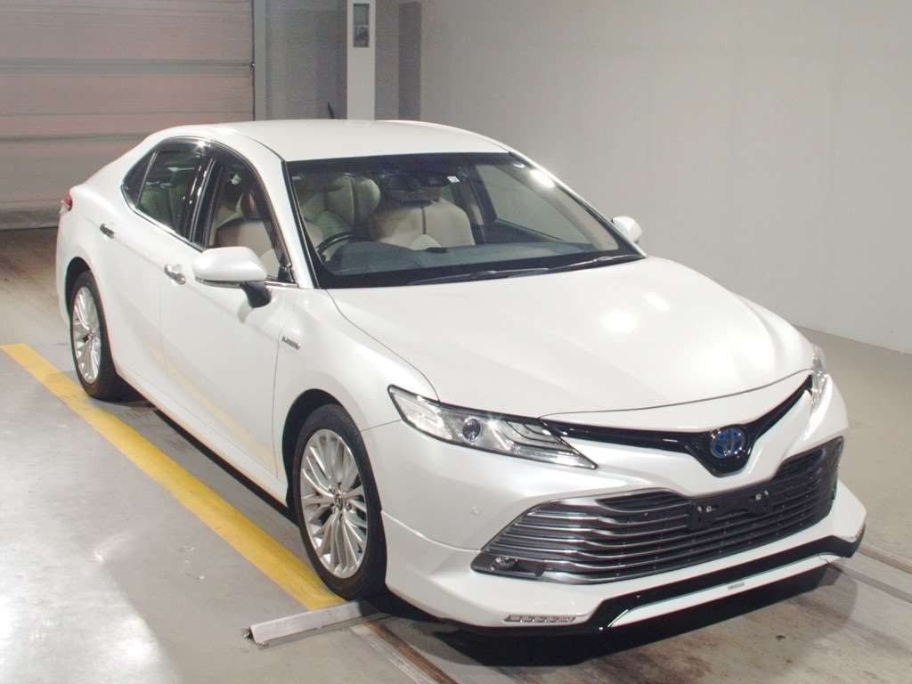 2018 Toyota Camry AXVH70[2]