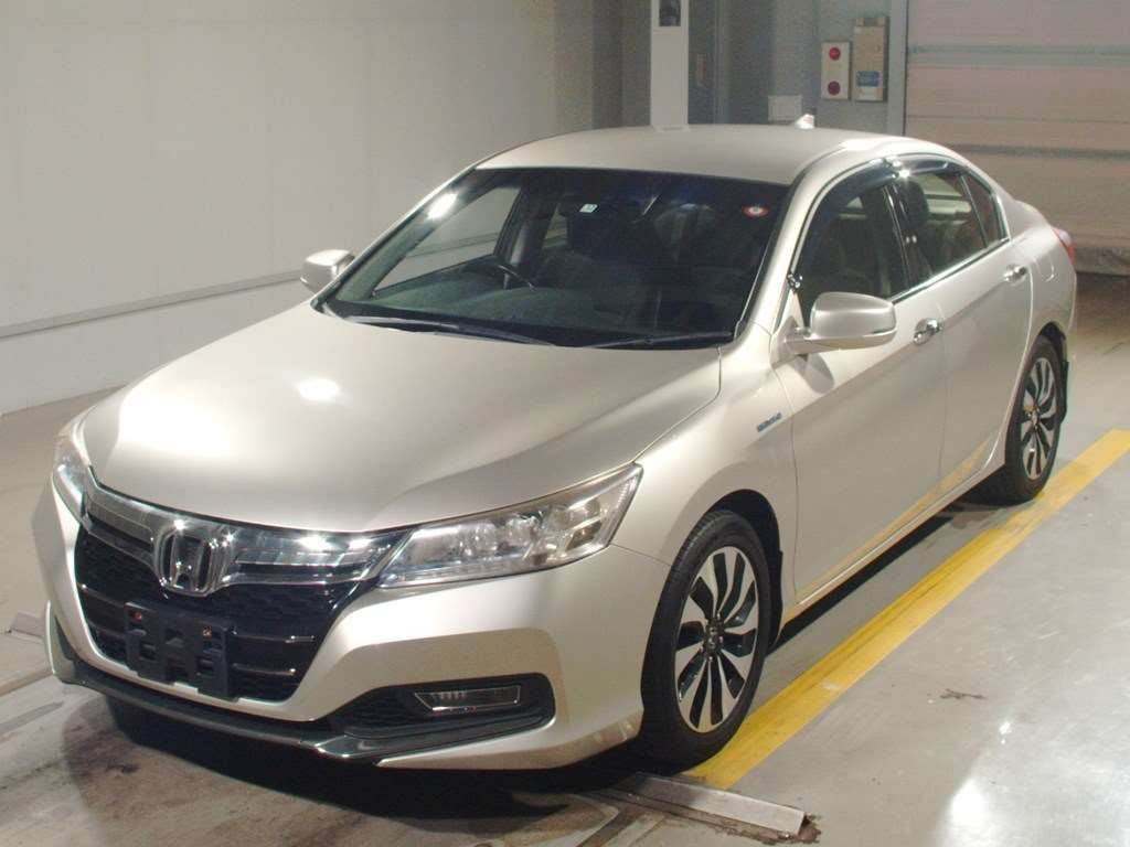 2013 Honda Accord Hybrid CR6[0]