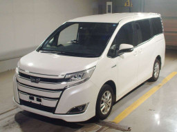 2017 Toyota Noah