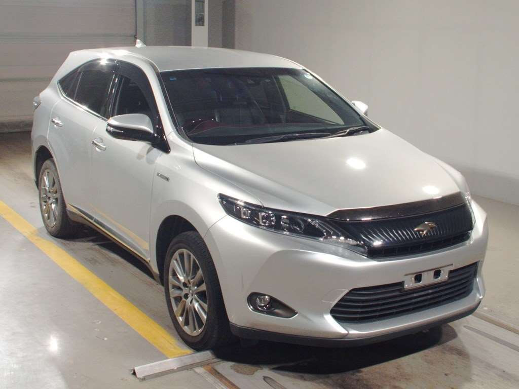 2015 Toyota Harrier Hybrid AVU65W[2]