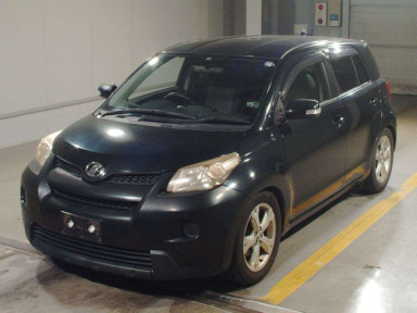 2010 Toyota IST