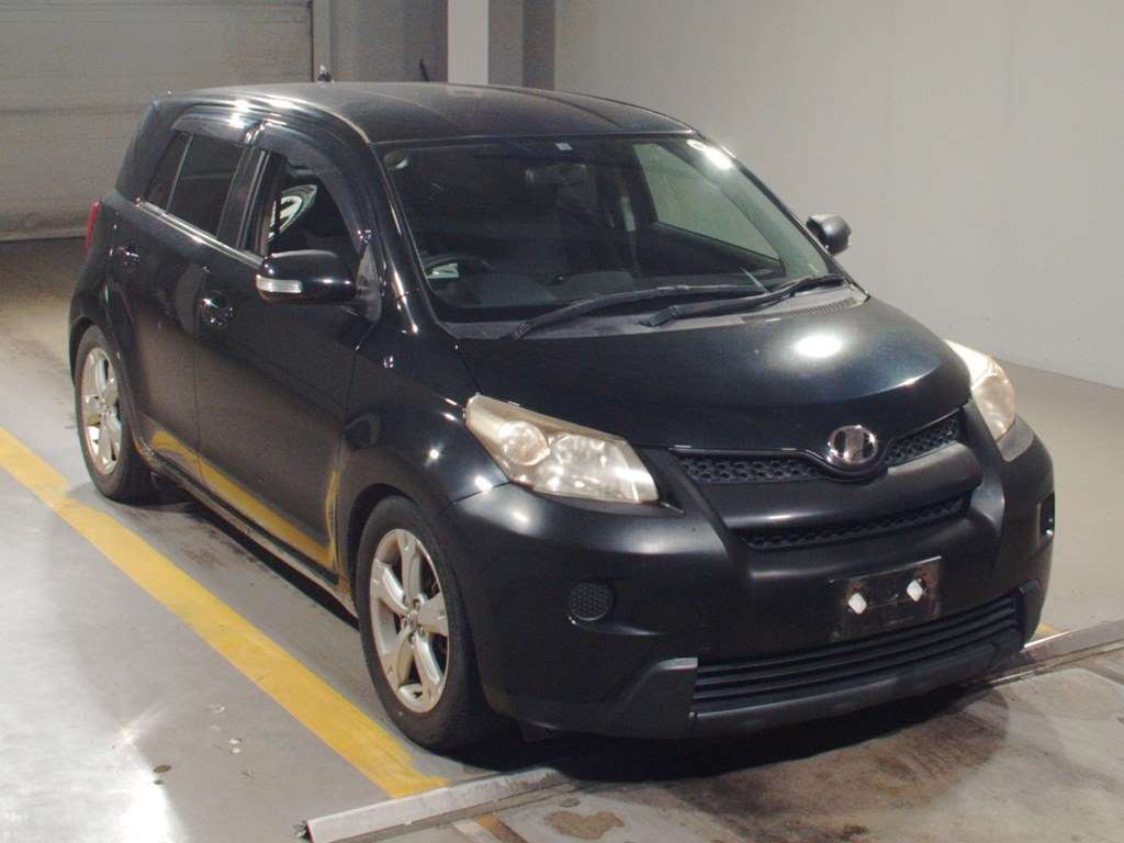 2010 Toyota IST NCP110[2]