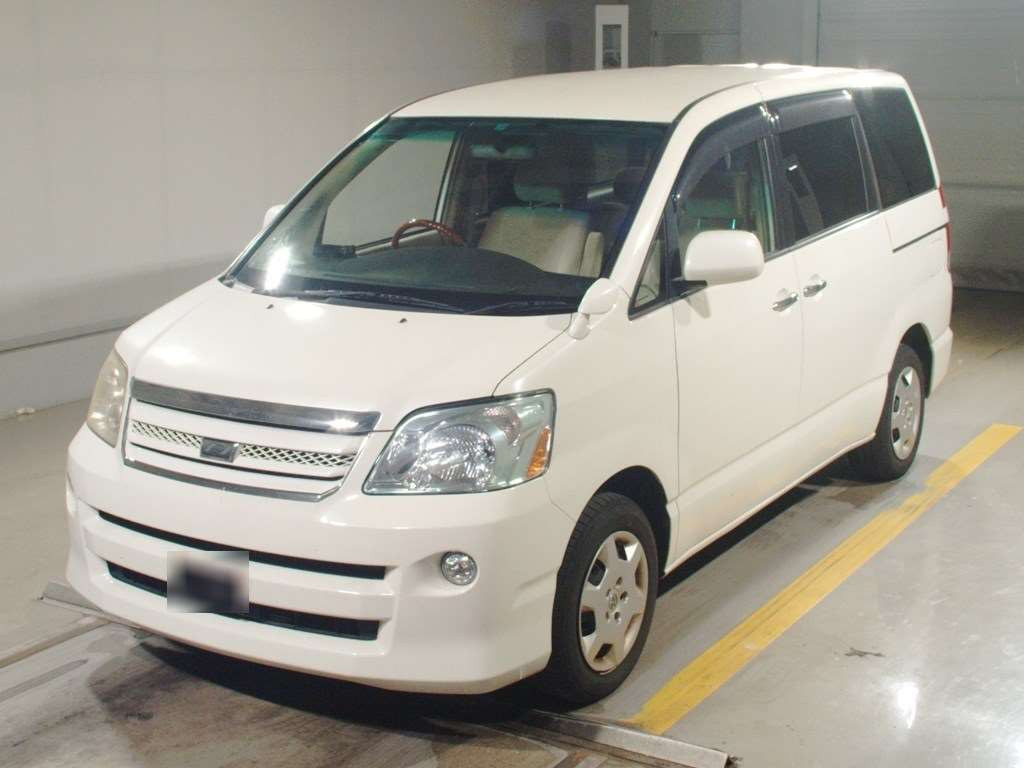 2007 Toyota Noah AZR60G[0]