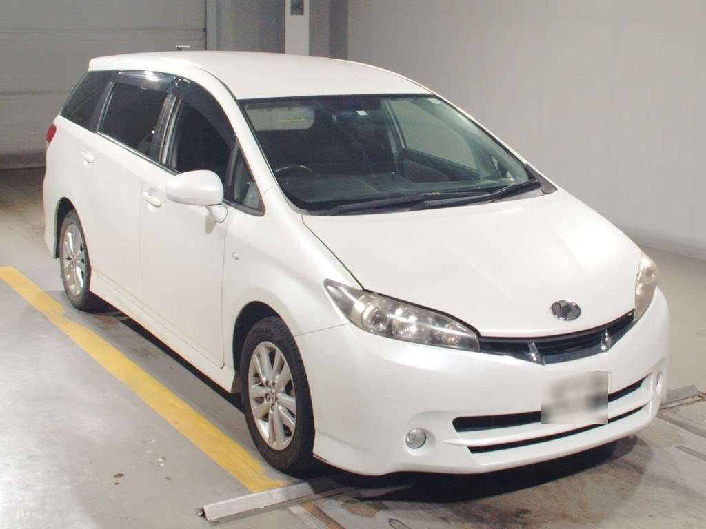 2010 Toyota Wish ZGE20W[2]