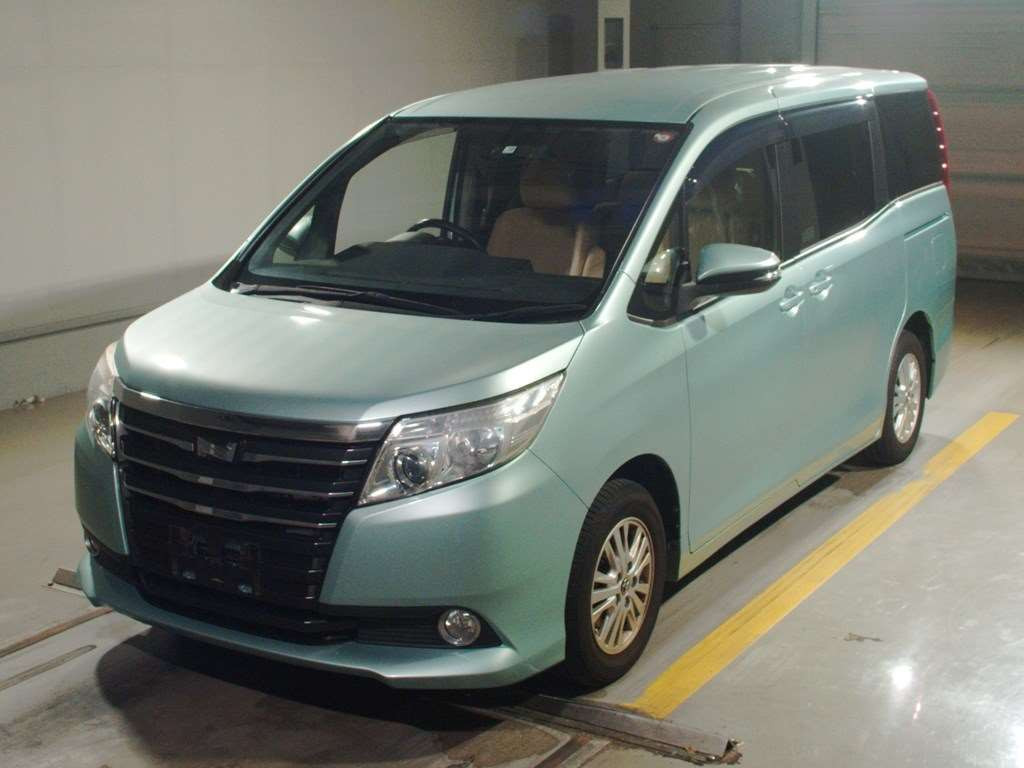 2015 Toyota Noah ZRR80G[0]