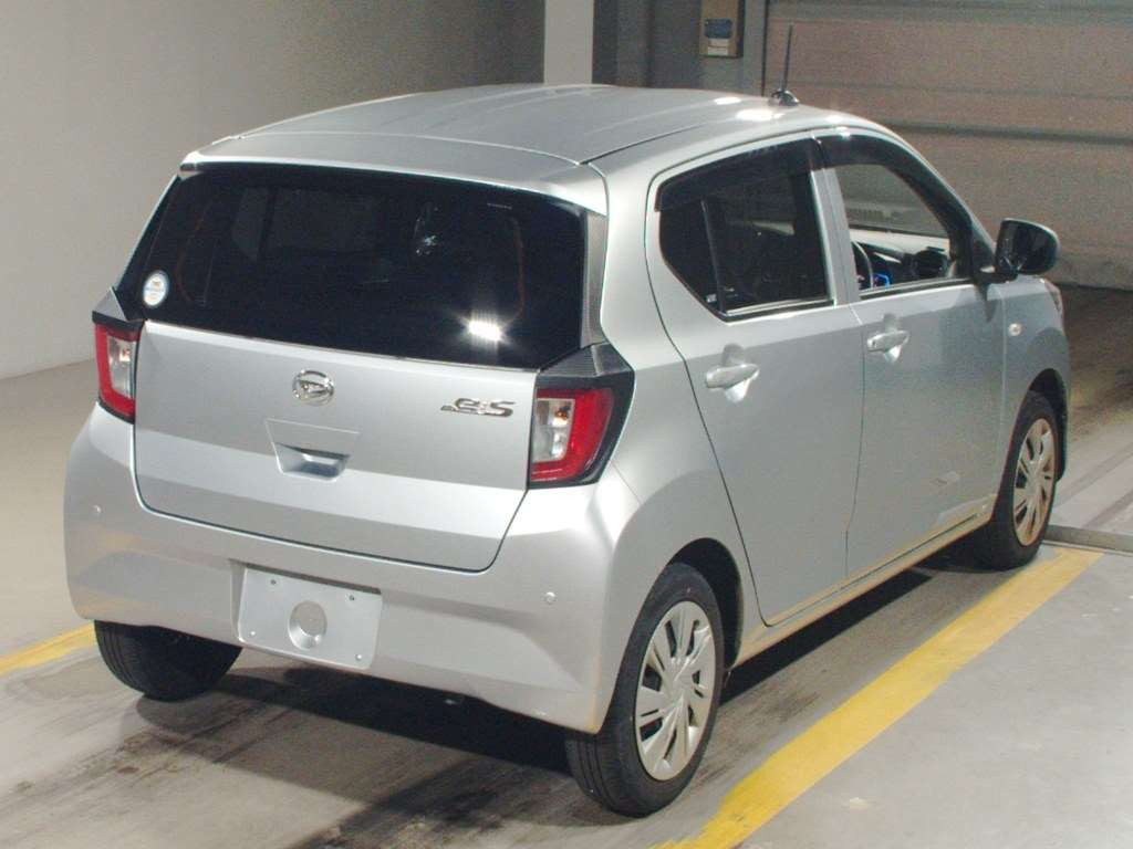 2021 Daihatsu Mira es LA350S[1]