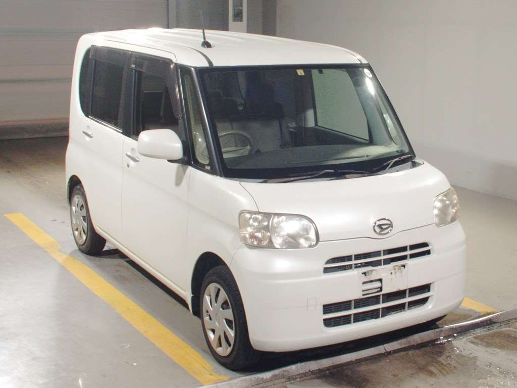 2012 Daihatsu Tanto L375S[2]