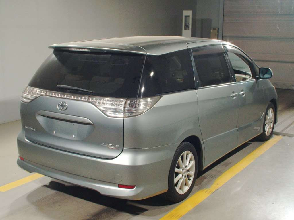 2007 Toyota Estima ACR50W[1]