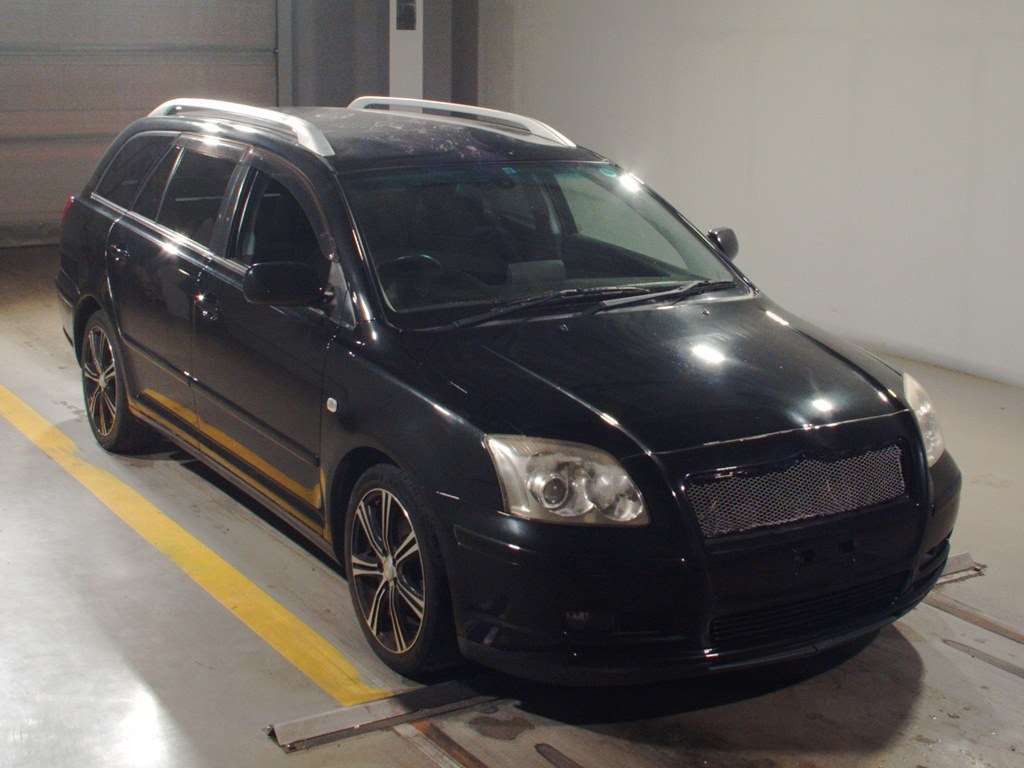 2003 Toyota Avensis Wagon AZT250W[2]