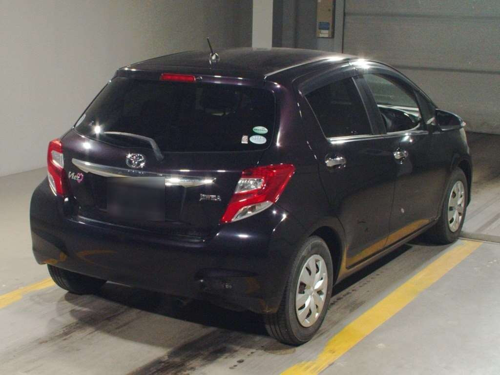 2016 Toyota Vitz NSP130[1]