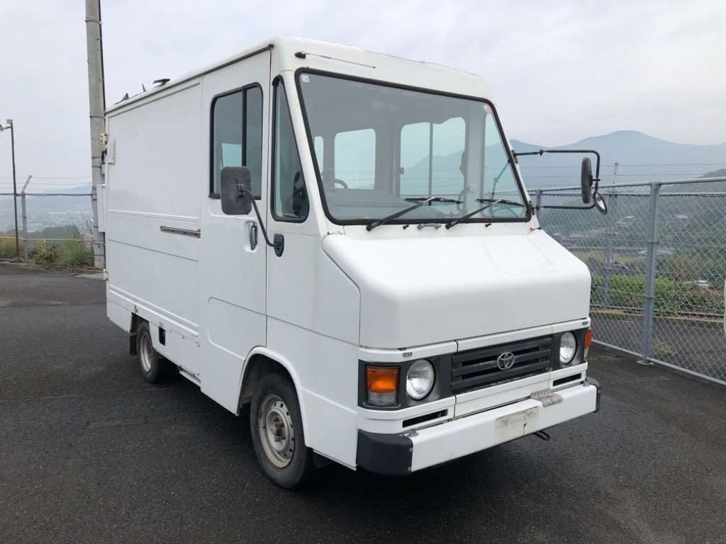 1999 Toyota Quick Delivery LH82K[2]