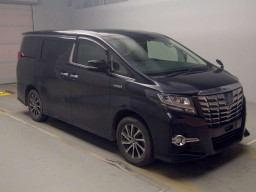 2015 Toyota Alphard Hybrid