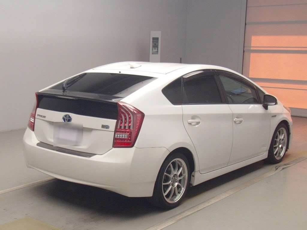 2009 Toyota Prius ZVW30[1]