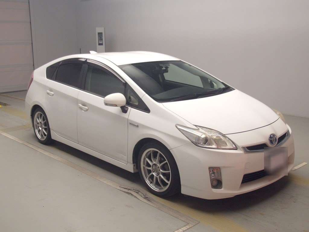 2009 Toyota Prius ZVW30[2]