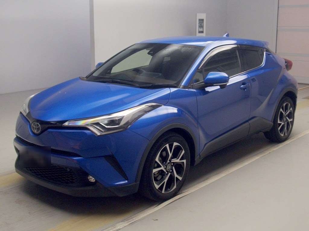 2018 Toyota C-HR NGX10[0]