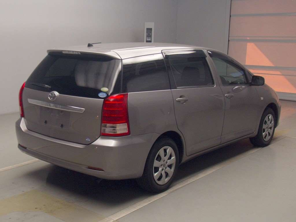 2006 Toyota Wish ZNE10G[1]