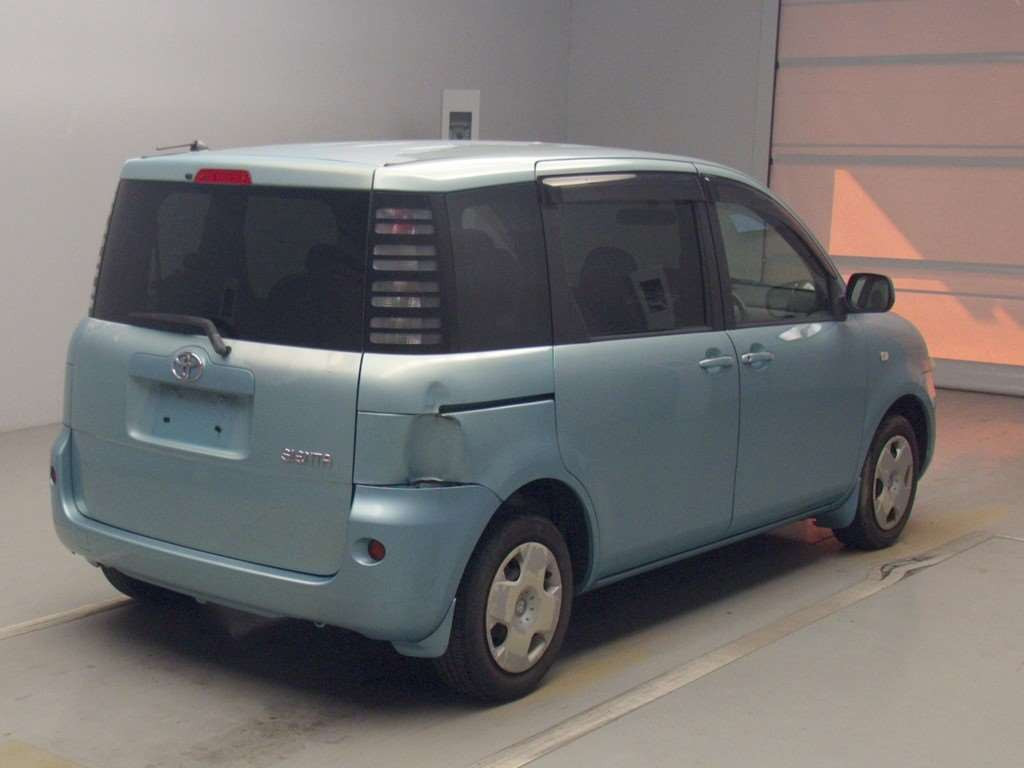 2003 Toyota Sienta NCP81G[1]