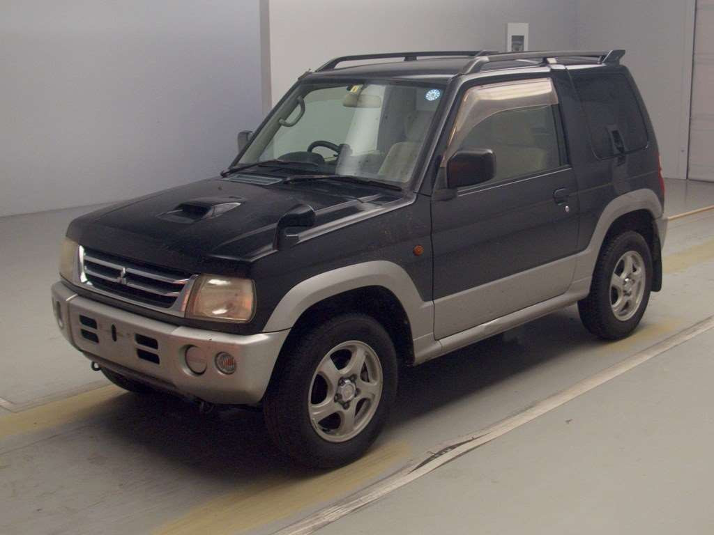 2004 Mitsubishi Pajero Mini H53A[0]