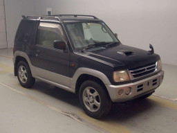 2004 Mitsubishi Pajero Mini