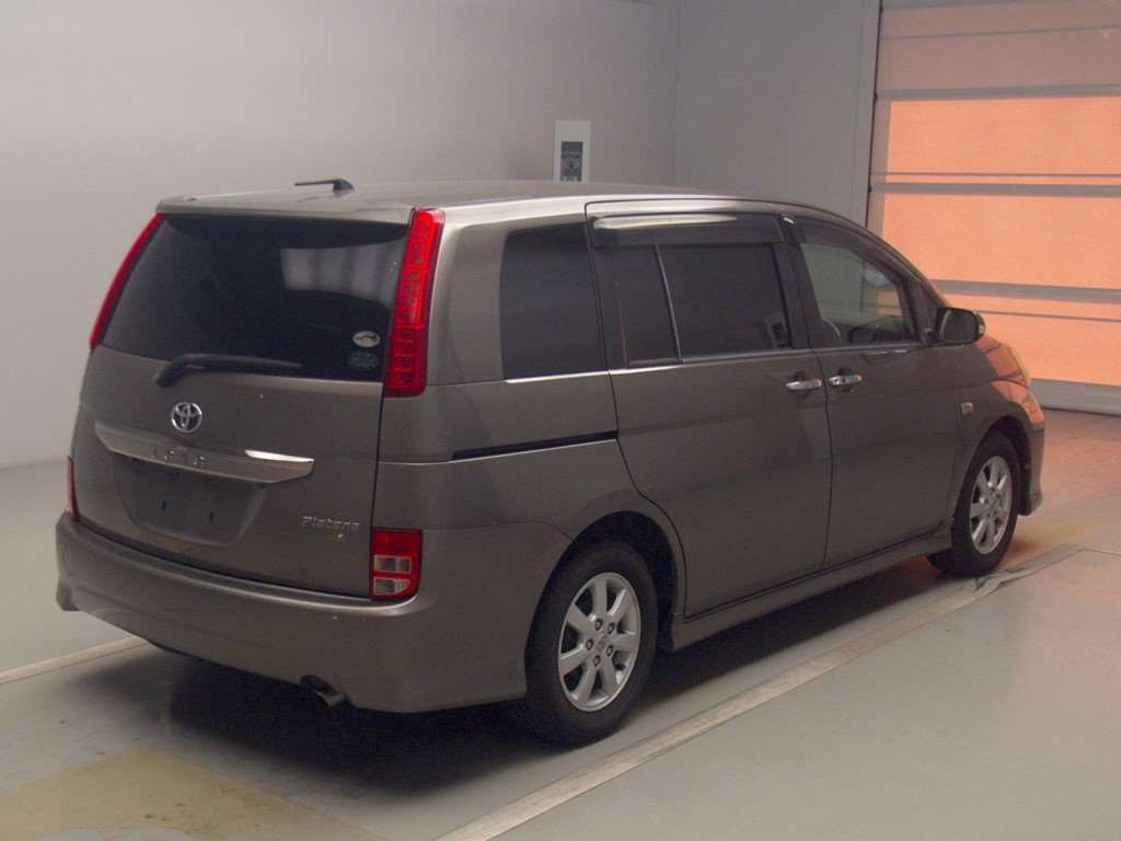 2008 Toyota Isis ZNM10W[1]