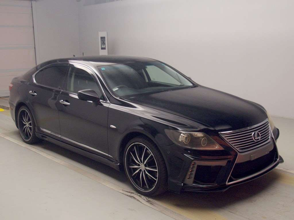 2007 Lexus LS USF40[2]