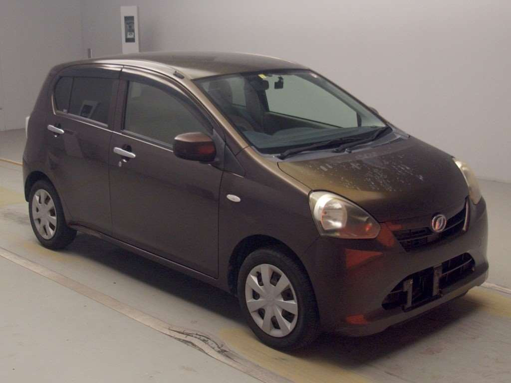 2012 Daihatsu Mira es LA300S[2]