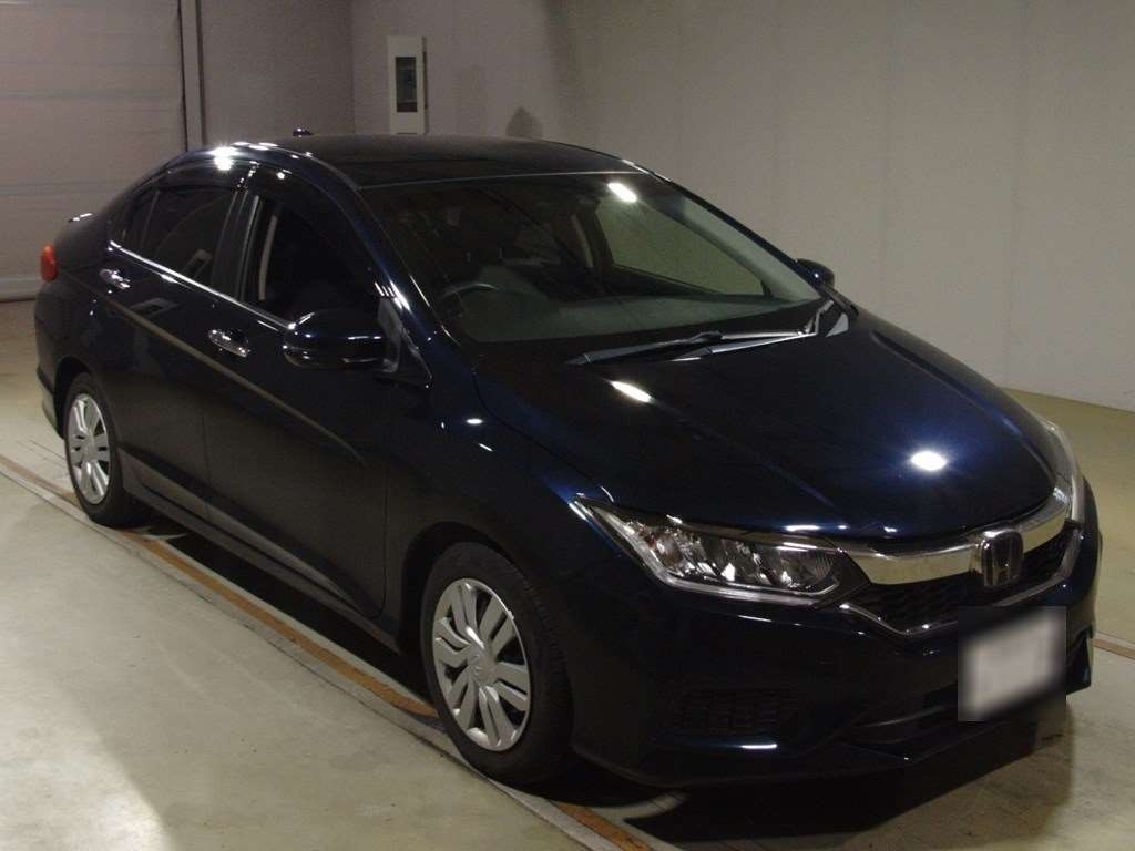 2019 Honda Grace GM6[2]