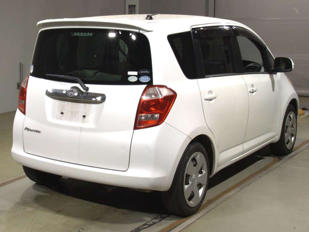 2006 Toyota Ractis NCP100[1]