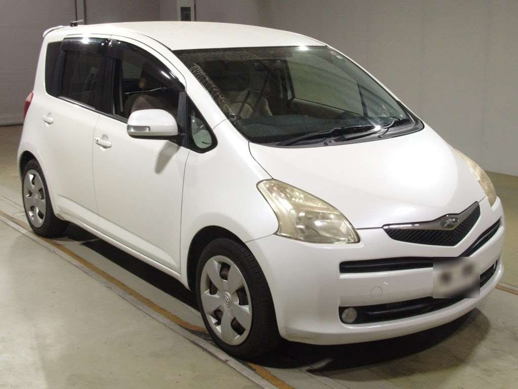 2006 Toyota Ractis NCP100[2]