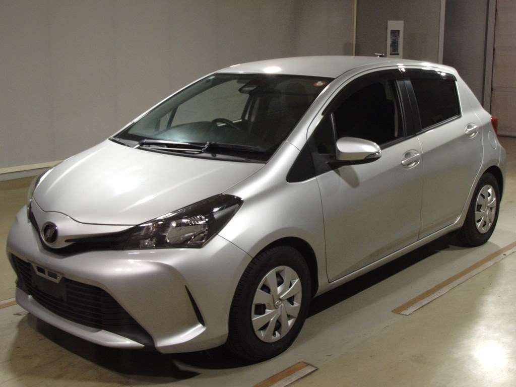 2016 Toyota Vitz NSP130[0]