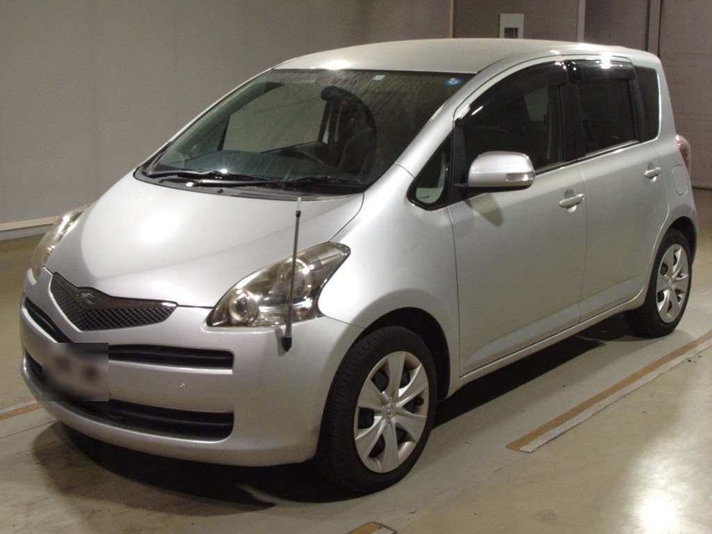 2009 Toyota Ractis SCP100[0]