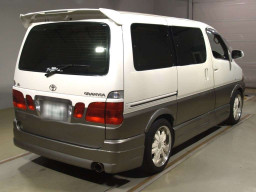 2002 Toyota Granvia