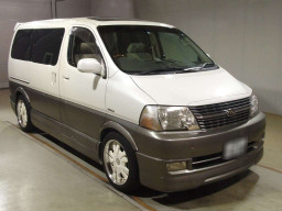 2002 Toyota Granvia