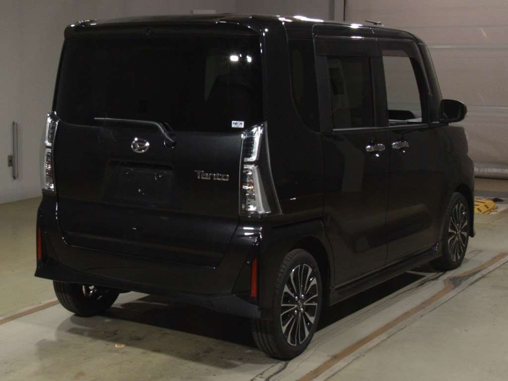 2023 Daihatsu Tanto Custom LA650S[1]