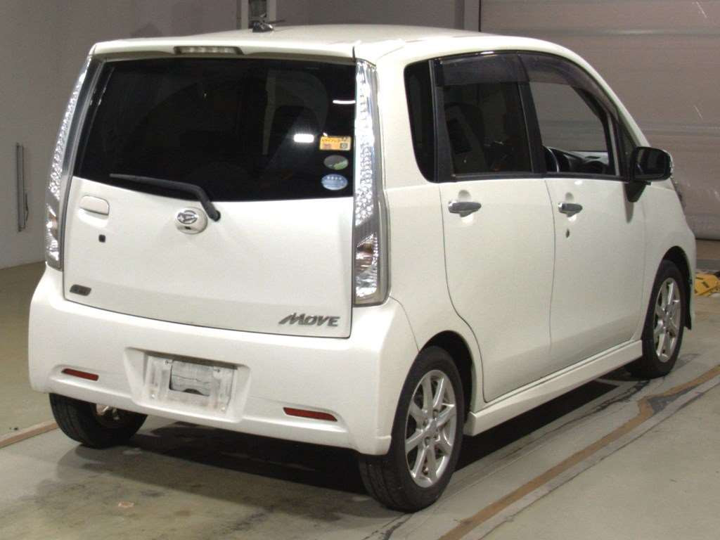 2014 Daihatsu Move LA100S[1]