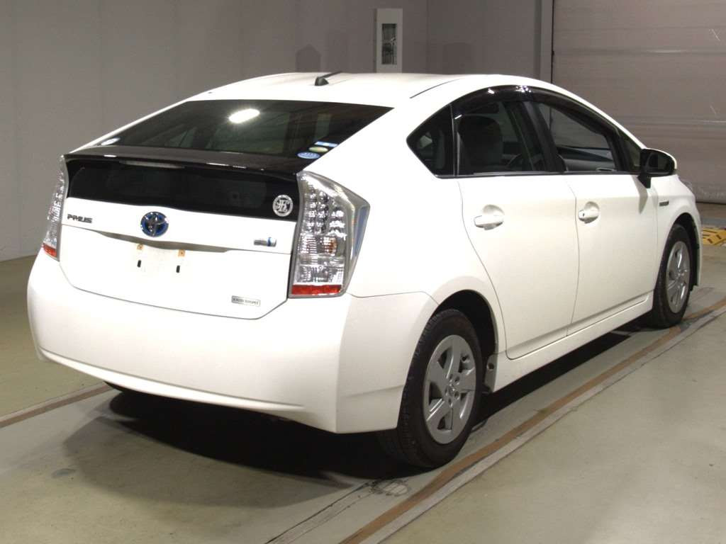 2011 Toyota Prius ZVW30[1]