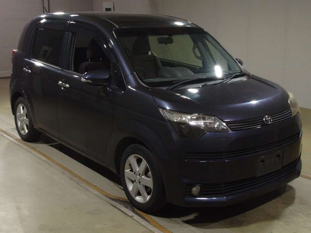 2014 Toyota Spade NCP141[2]