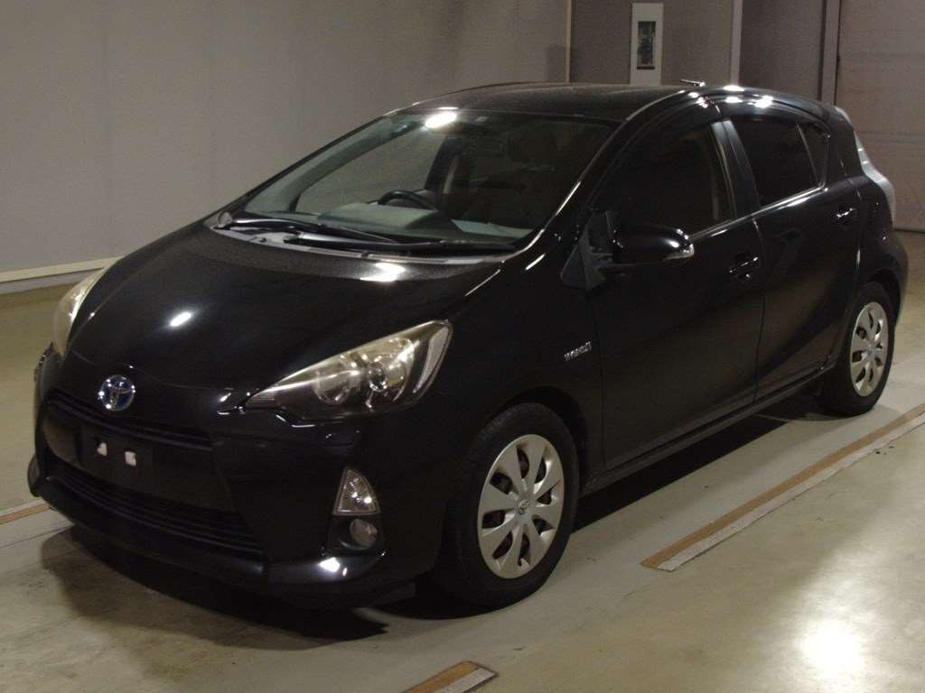 2012 Toyota Aqua NHP10[0]