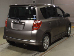 2006 Toyota Ractis