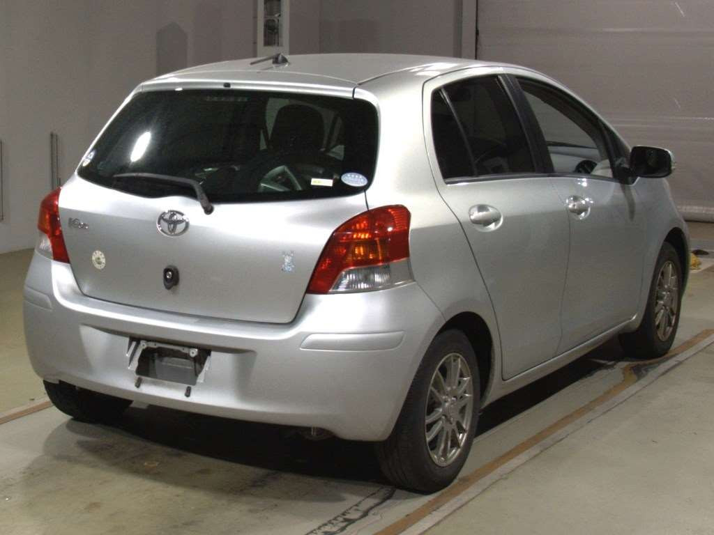 2008 Toyota Vitz KSP90[1]