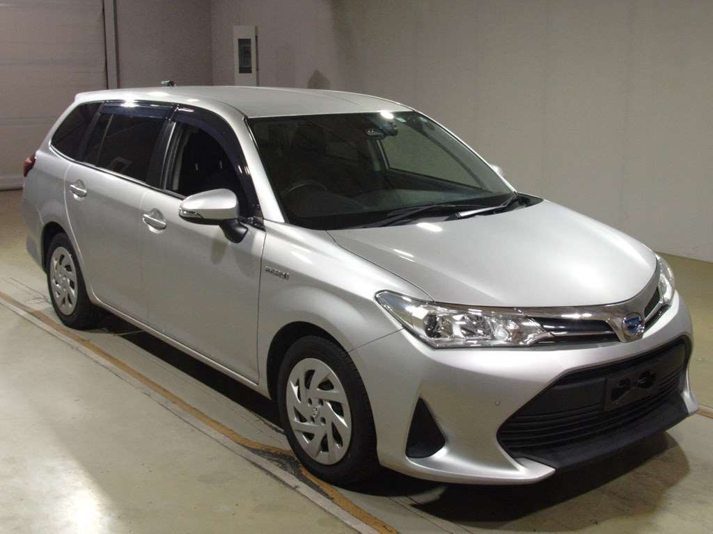 2019 Toyota Corolla Fielder NKE165G[2]