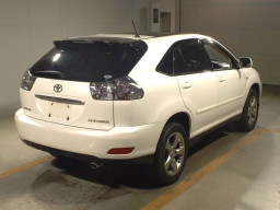 2003 Toyota Harrier