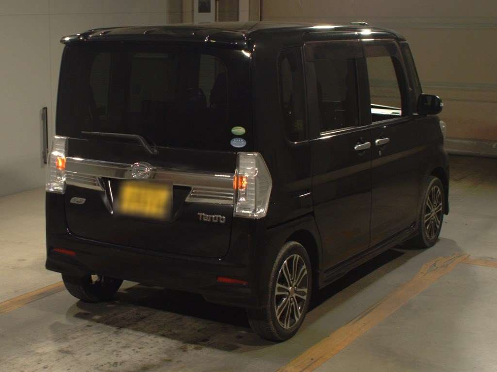 2014 Daihatsu Tanto Custom LA600S[1]