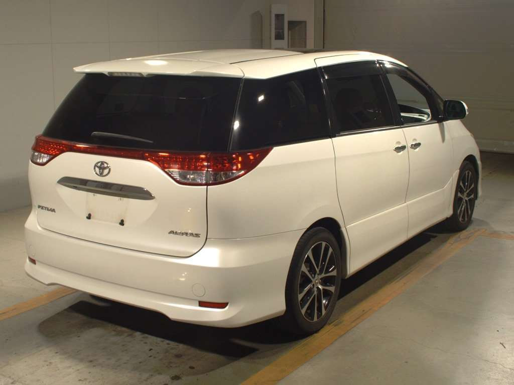 2010 Toyota Estima ACR50W[1]