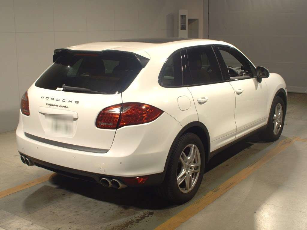 2012 Porsche Cayenne 92AM48A[1]