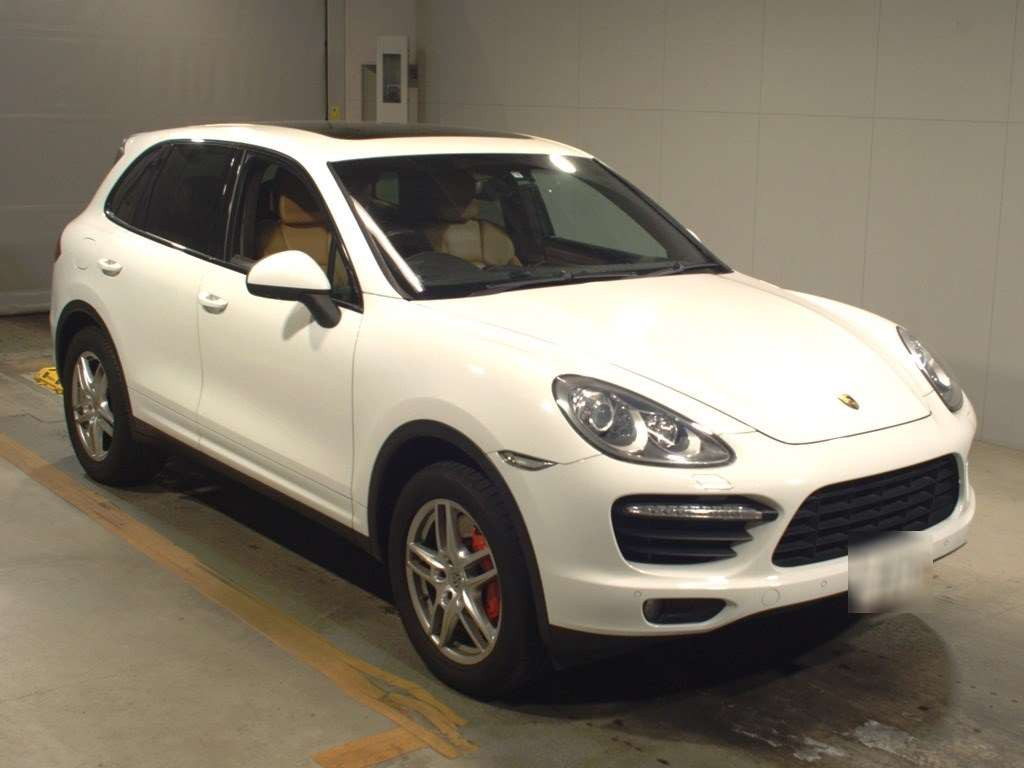 2012 Porsche Cayenne 92AM48A[2]