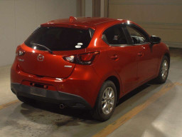 2016 Mazda Demio