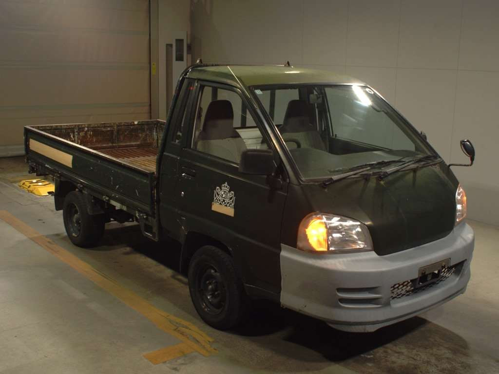 2004 Toyota Townace Truck KM75[2]