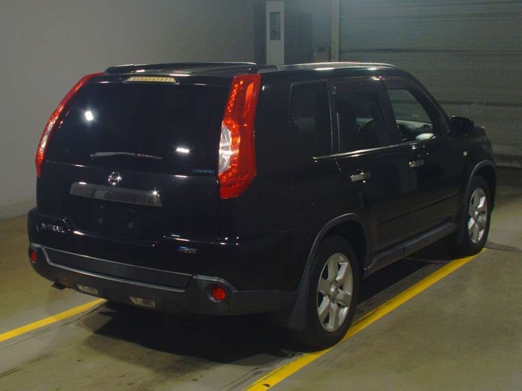 2010 Nissan X-Trail DNT31[1]